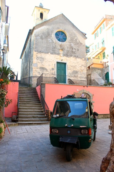 Corniglia Street, Cinque Terre, BackpacktoBeyond